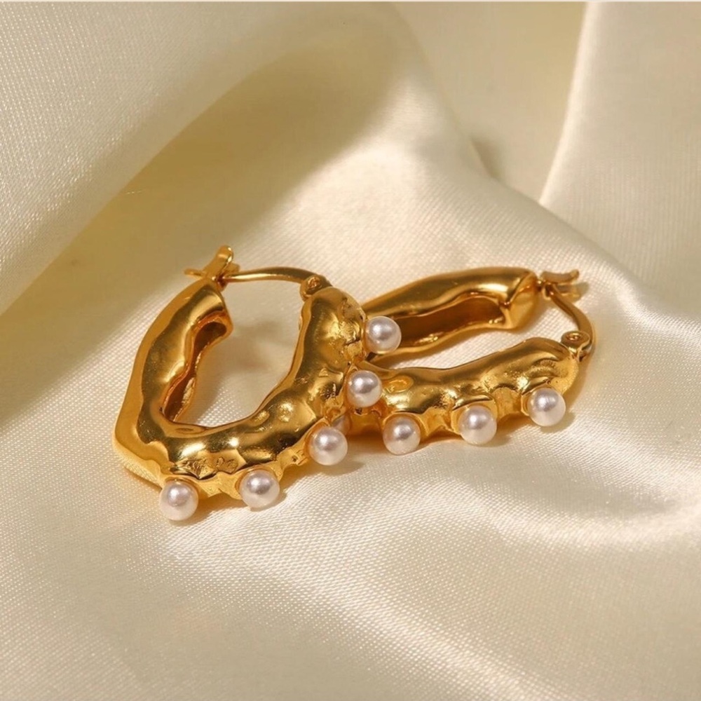 Lustrous Gold Pearl Embellished Earrings